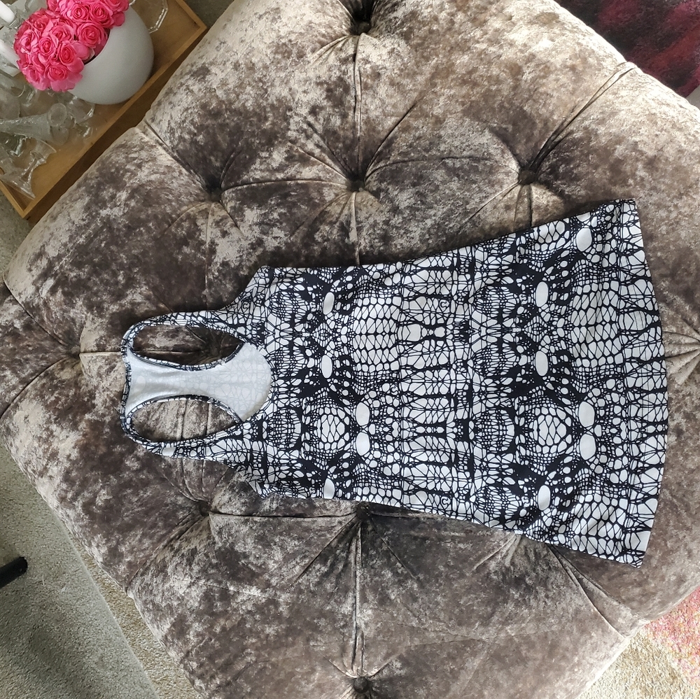 Lululemon top